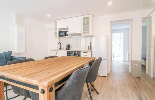 Anatole France Danton Apartment | F2 hypercentre - Proche gare - WIFI gratuite