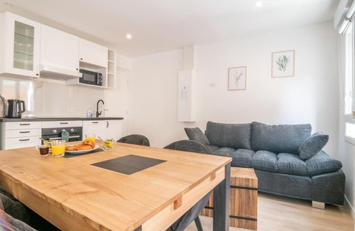 Anatole France Danton Apartment | F2 hypercentre - Proche gare - WIFI gratuite