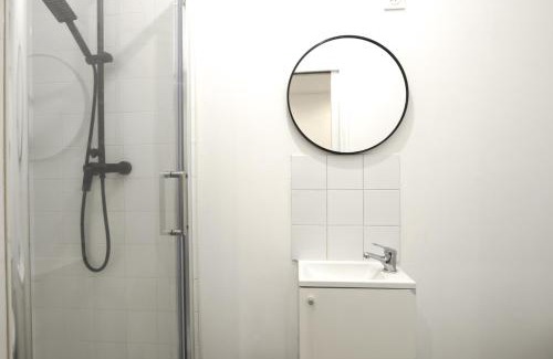 Anatole France Danton Apartment | F2 hypercentre - Proche gare - WIFI gratuite