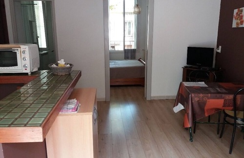 Lamalou-les-Bains Apartment | F2 second floor G, Terrace, Quiet, Family 200 m from the spa