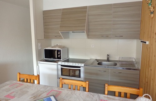 Besse-et-Saint-Anastaise Apartment | F2 with 2 bedrooms in the center of the resort of SUPER BESSE SANCY