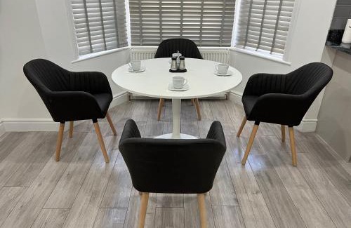 Valentines Apartment | F3, Luxury Flat close to Ilford. sel