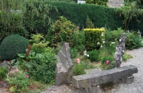 Mont-Dore Apartment | F3 of 57 m² on garden level, near Thermes, private parking