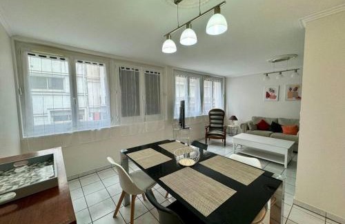Blatin Apartment | F3 Plein Cœur Centre Clermont FD avec Parking Montrognon
