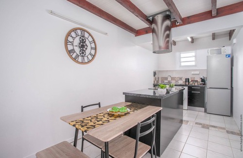 Saint-Joseph Apartment | F5 - Appartement Duplex ! Cosy - Centre Martinique ! Paisible