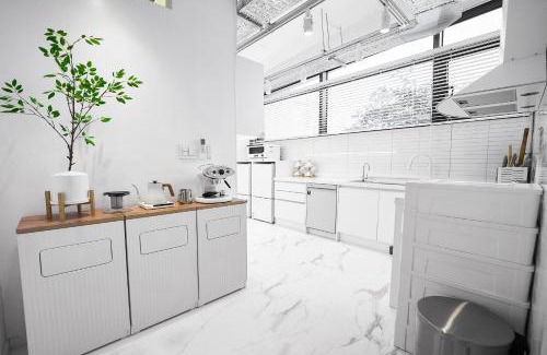 Yeonnam-dong House | F9 Tailored Service Home Near Hongik Univ Station