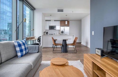 Rincon Hill Apartment | Fab Rincon Hill 1BR w/Movies & Pool, nr Restaurants, by Blueground