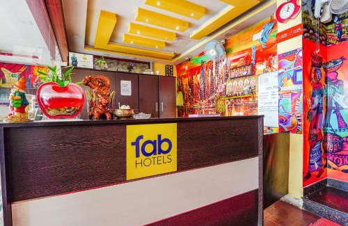 Gandhipuram Hotel | FabExpress Apple Grand - 200m from Our Lady of Fatima Church