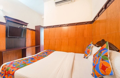 Kaloor Hotel | Fabexpress Ascot
