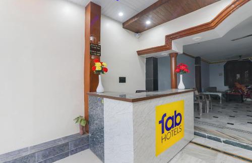 Ayodhya Hotel | FabExpress Awadh Inn - 400m from Shri Ram Janam Bhumi