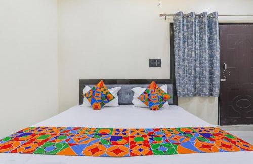 Ayodhya Hotel | FabExpress Awadh Inn - 400m from Shri Ram Janam Bhumi