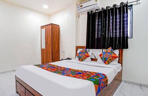 Mahalunge Ingale Hotel | Fabexpress Chaitanya Inn