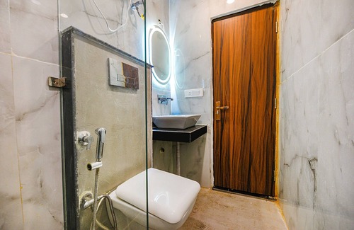 Faridabad Hotel | Fabexpress City Walk