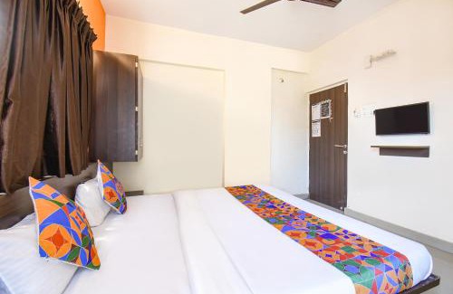 Phase 1 Hotel | FabExpress Comfort Executive - Nr Butterfly Park - Hinjawadi