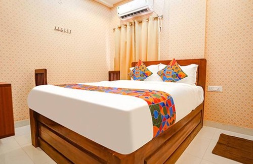 Chennai Hotel | Fabexpress Eswar Residency