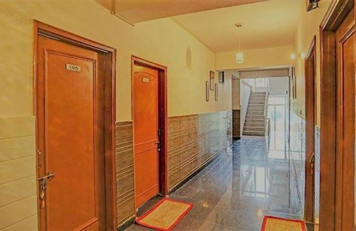 Sector 70 Hotel | FabExpress F9 BV Noida