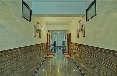 Sector 70 Hotel | FabExpress F9 BV Noida