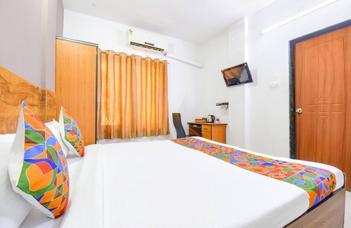 Wakad Hotel | Fabexpress Gavoriel Stays