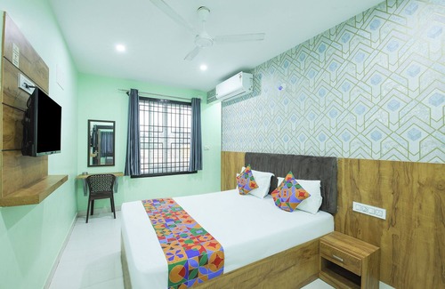 Shivaji Nagar Hotel | FabExpress Golden Comforts - Near Manyata Tech Park Main Gate