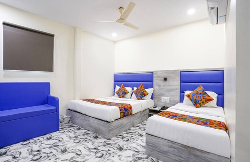 Jogeshwari West Hotel | Fabexpress Good Luck Residency
