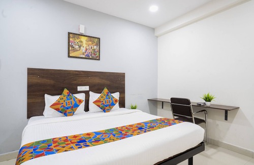 Hyderabad Hotel | FabExpress Grand Aarvi Prime