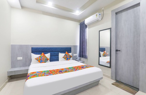 Indira Nagar Hotel | Fabexpress Grand Inn I