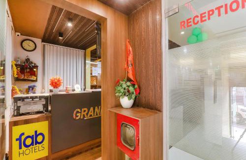 Indira Nagar Hotel | FabExpress Grand Inn