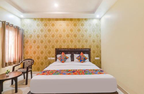 Indira Nagar Hotel | FabExpress Grand Inn