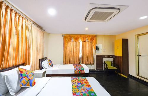 Thoraipakkam Hotel | Fabexpress India Gate
