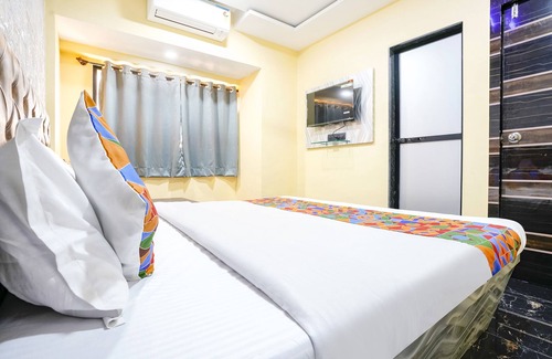 Panvel Hotel | Fabexpress Kirtiraj