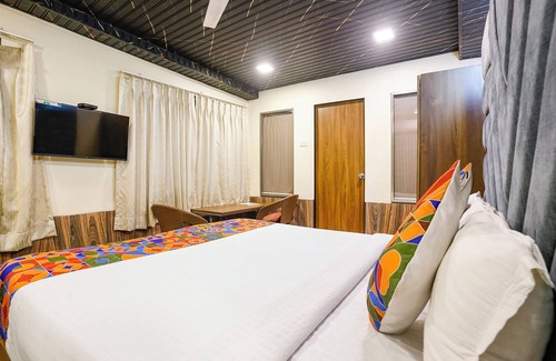 Jogeshwari West Hotel | Fabexpress Malali Residency