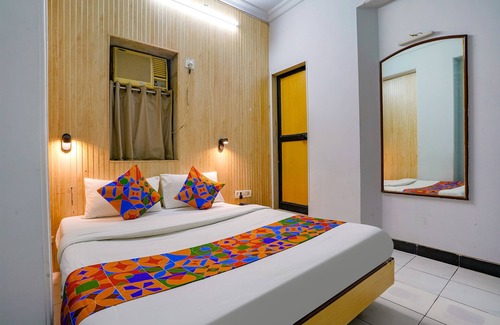 Mumbai Hotel | FabExpress Manas Residency