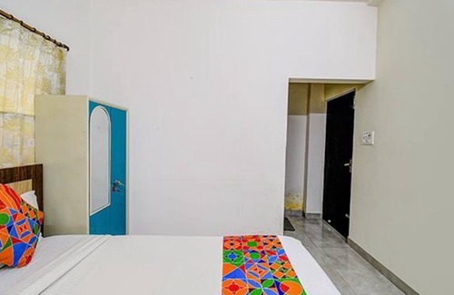 Sector II Hotel | Fabexpress Moon Residency
