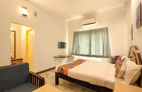 Heritage Town Hotel | Fabexpress Santhi Inn