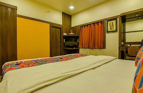 Sector II Hotel | Fabexpress Shivalya