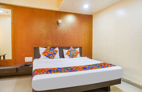 Pune Hotel | Fabexpress Sun N Shine