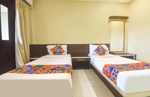 Pajifond Hotel | FabExpress Sunrise