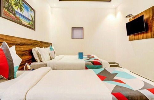 Chembur East Hotel | Fabexpress Terminus Square