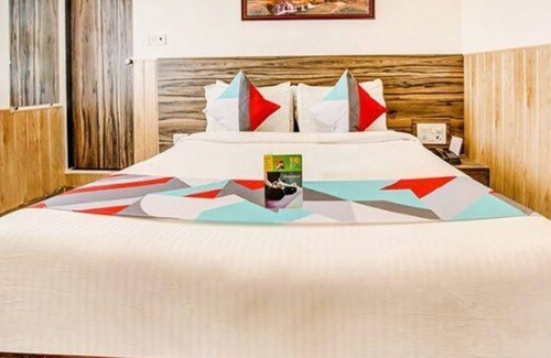 Chembur East Hotel | Fabexpress Terminus Square