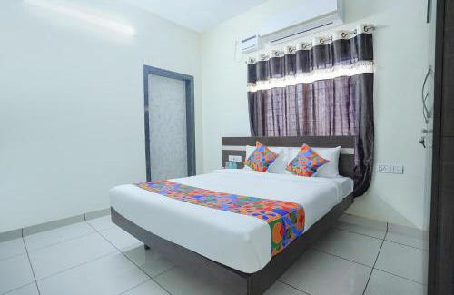 Chennai Hotel | FabExpress Town Space Apartment - Nr Saravana Stores, Porur