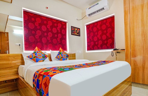 Vadapalani Hotel | Fabexpress U Hotel