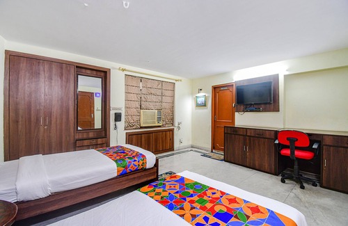 Sector II Hotel | Fabexpress Ullash Residency
