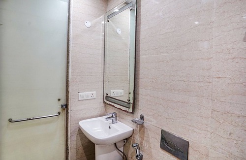 Vasundhara Hotel | Fabexpress Vasundhara Suits
