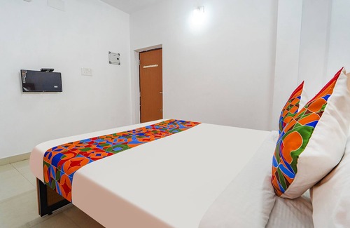 Ambattur Hotel | Fabexpress Vinayak Residency