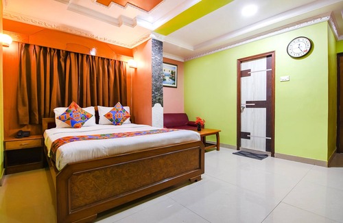 Mukundapur Hotel | Fabexpress Wild Orchid