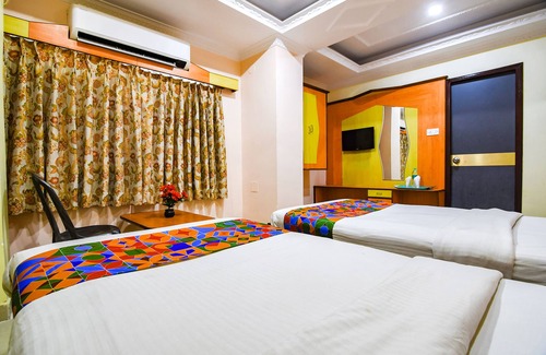 Mukundapur Hotel | Fabexpress Wild Orchid