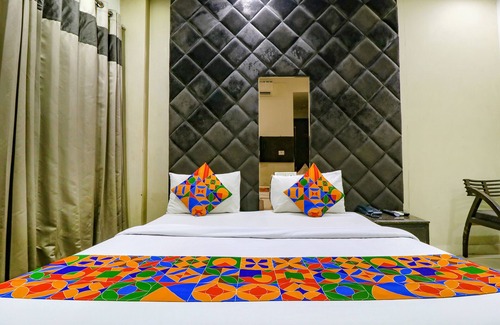 Karol Bagh Hotel | Fabexpress Yug Villa