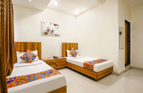 Daulatabad Hotel | Fabhotel Leo Pride