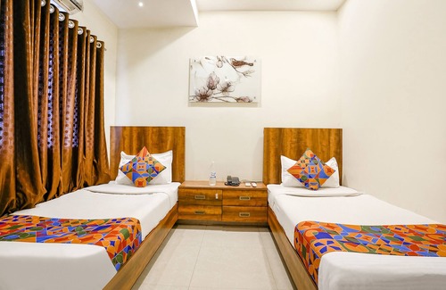 Daulatabad Hotel | Fabhotel Leo Pride