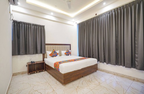 Marathahalli Hotel | FabHotel Airport Stay Inn - Near Kempegowda Airport